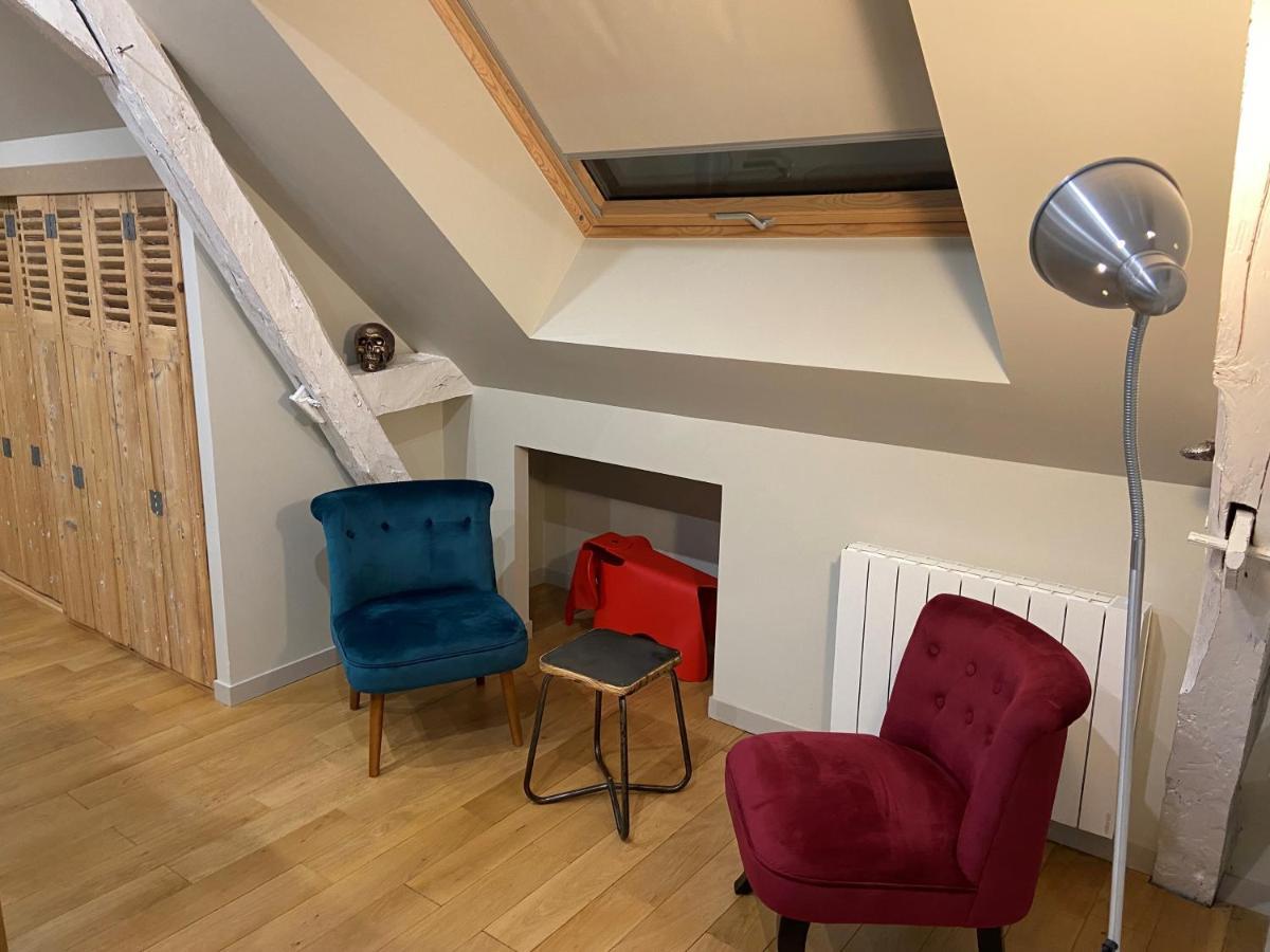 Appartement Du Chateau De La Caillerie Avoine Екстериор снимка